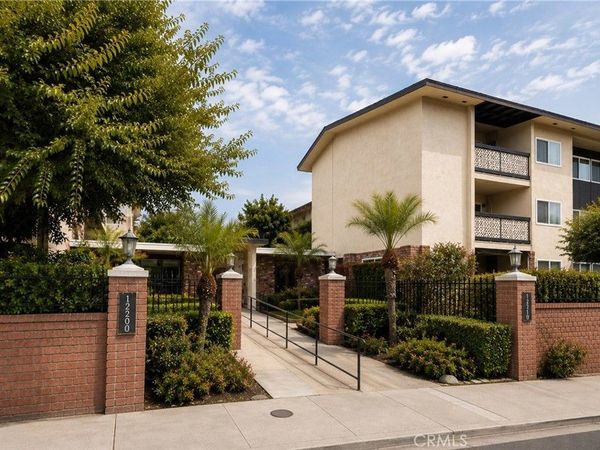 12200 Montecito Road, Unit D110, Seal Beach, CA 90740