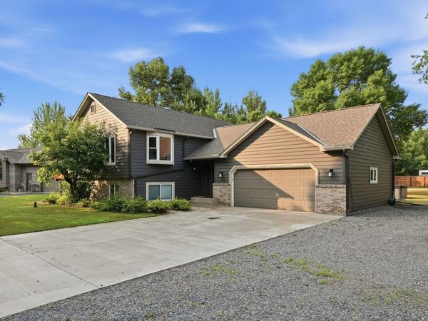 5652 W Oakes Drive, Saint Cloud, MN 56303