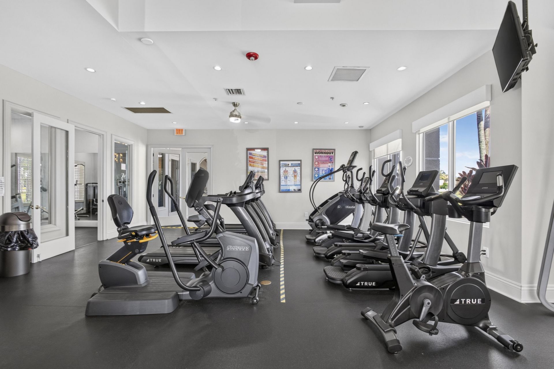 2279 Ridgewood Circle, Royal Palm Beach, FL 33411 Photo