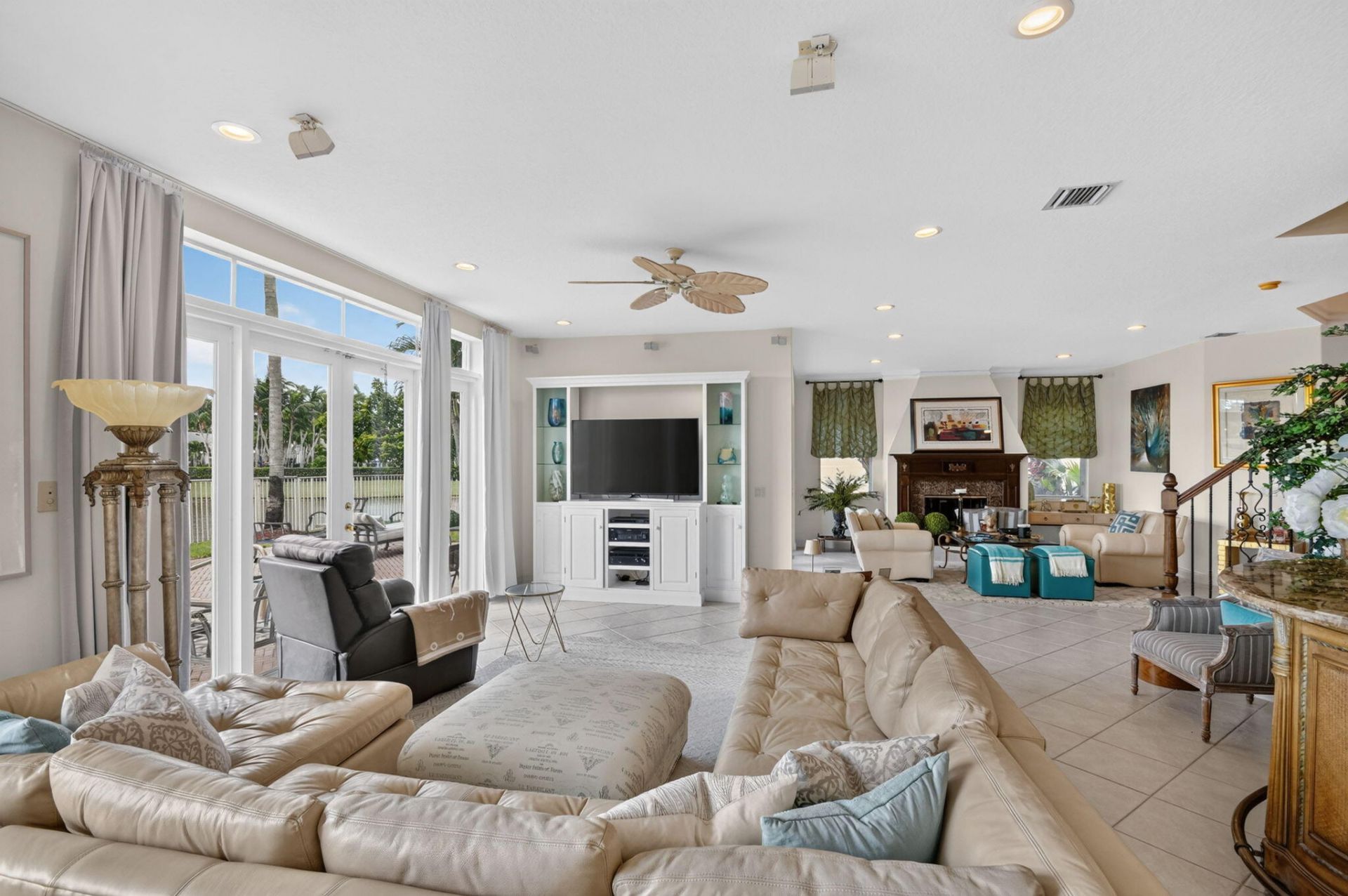 2279 Ridgewood Circle, Royal Palm Beach, FL 33411 Photo