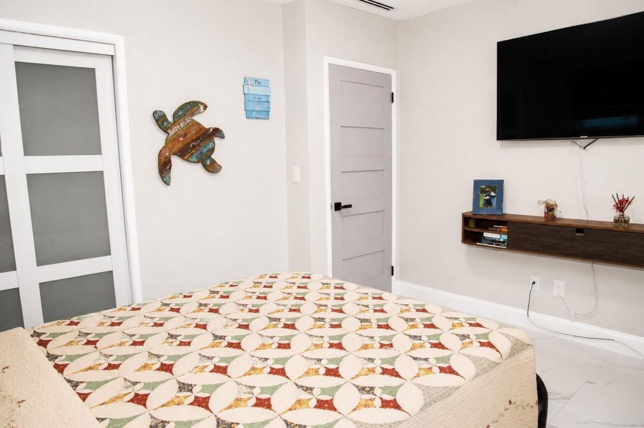 4241 SW 21st Street, Fort Lauderdale, FL 33317 Photo