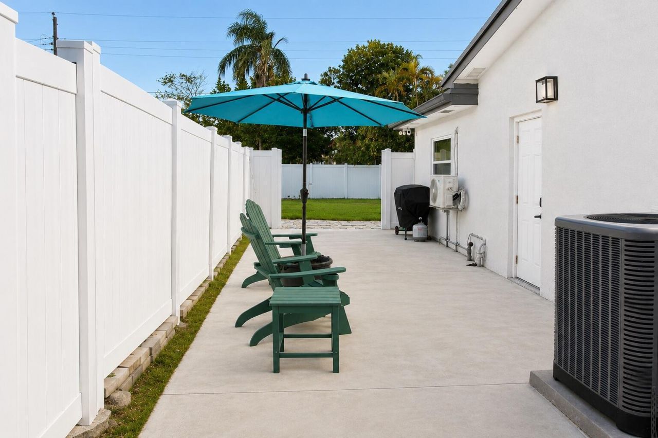 4241 SW 21st Street, Fort Lauderdale, FL 33317 Photo