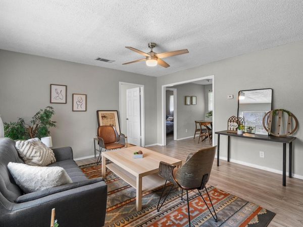 203 E Anderson Ave , Unit A, Round Rock, TX 78664