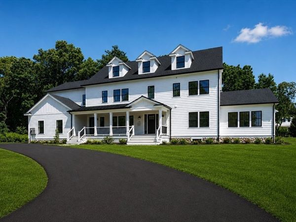 11 Viking Road, Winchester, MA 01890