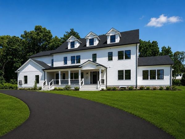 11 Viking Road, Winchester, MA 01890