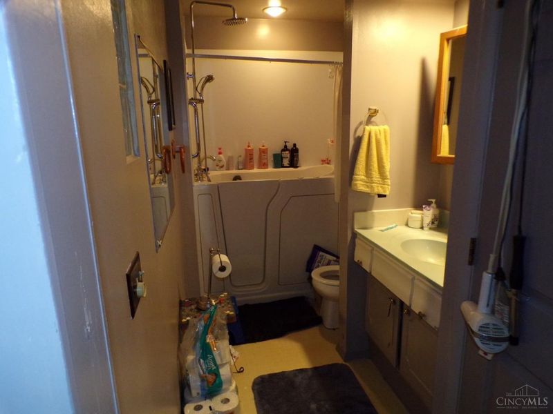 4674 McGreevy Drive, Fairfield, OH 45014 Photo 8