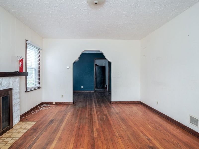 555 Nashoba Avenue, Columbus, OH 43223 Photo 6
