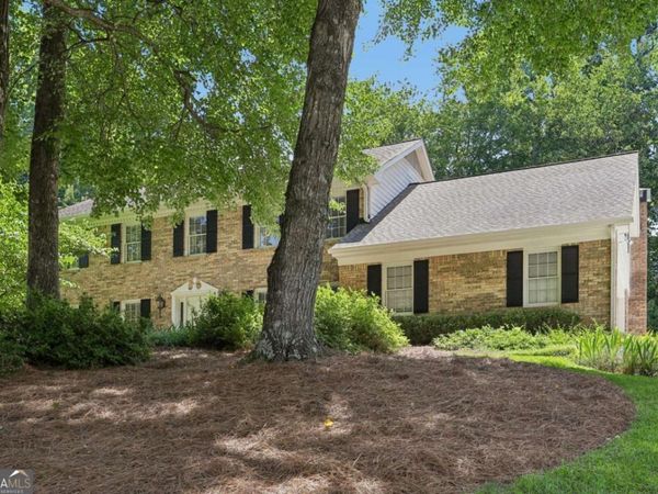 5271 Wyntercreek Way, Dunwoody, GA 30338