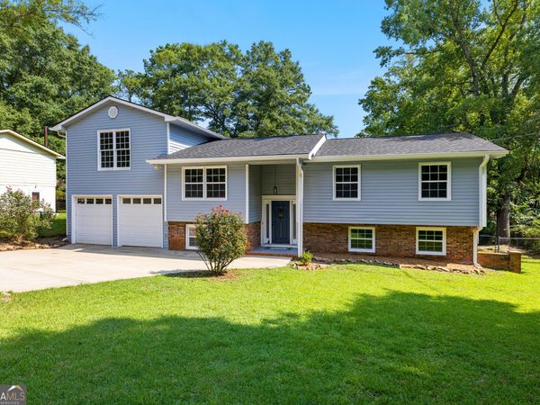 210 Hearthstone Drive, Lagrange, GA 30241