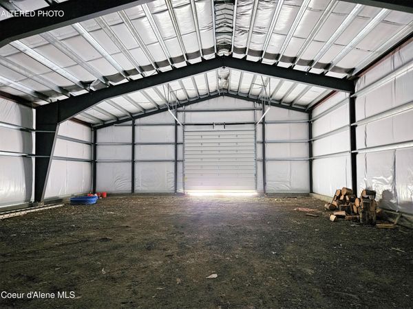 152 Tanna Ln , Naples, ID 83847
