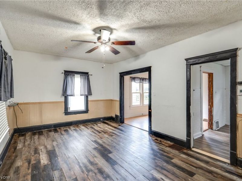 1527 Alden Avenue SW, Canton, OH 44706 Photo 2