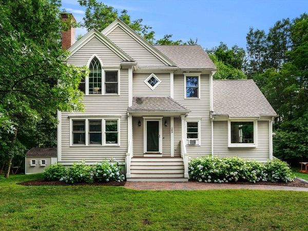 145 Kimball Rd, Amesbury, MA 01913