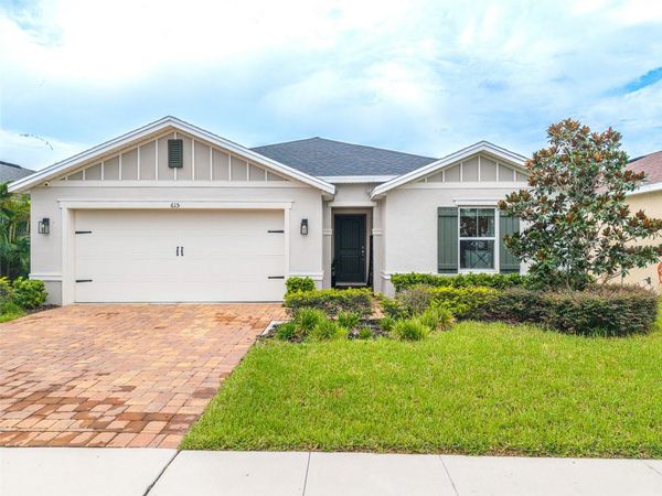 615 VALRI PARK DRIVE , VALRICO, FL 33594
