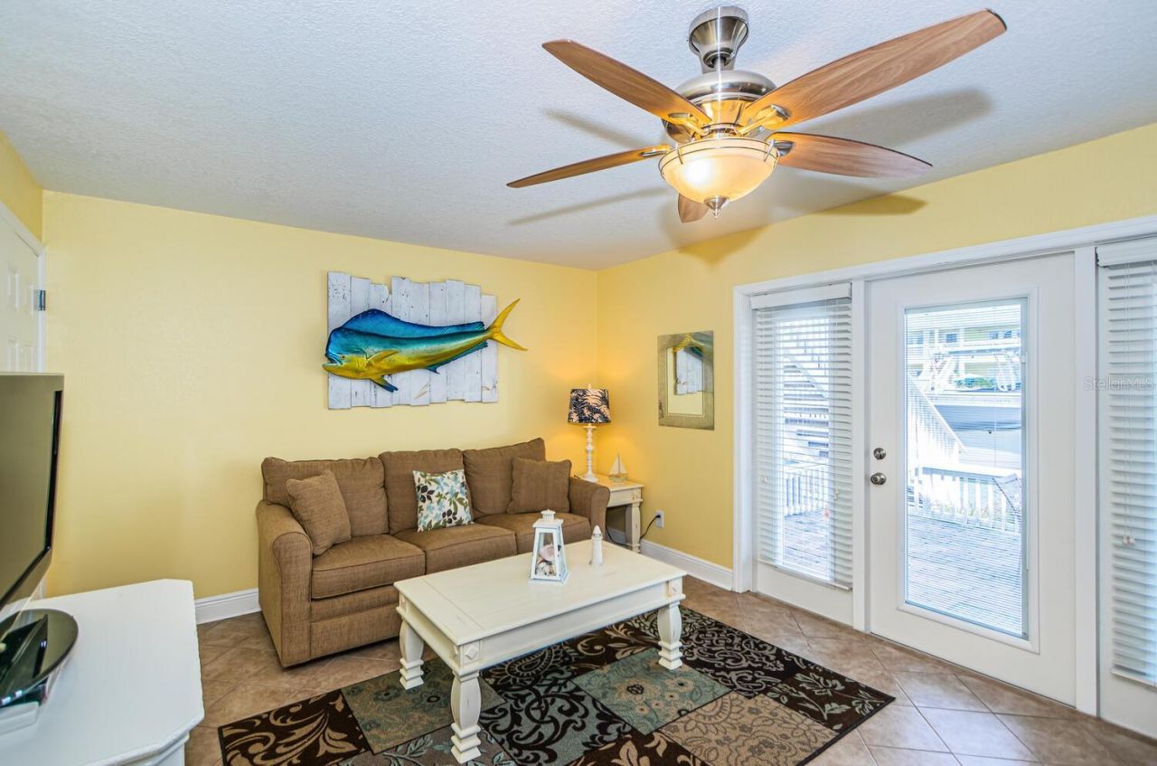 5215 Coquina Key Drive Se, Unit B, Saint Petersburg, FL 33705 Photo