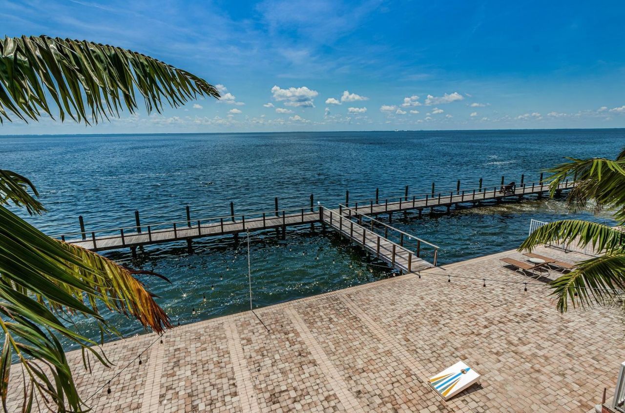 5215 Coquina Key Drive Se, Unit B, Saint Petersburg, FL 33705 Photo