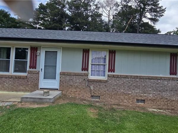 467 Oak Way , Lawrenceville, GA 30046