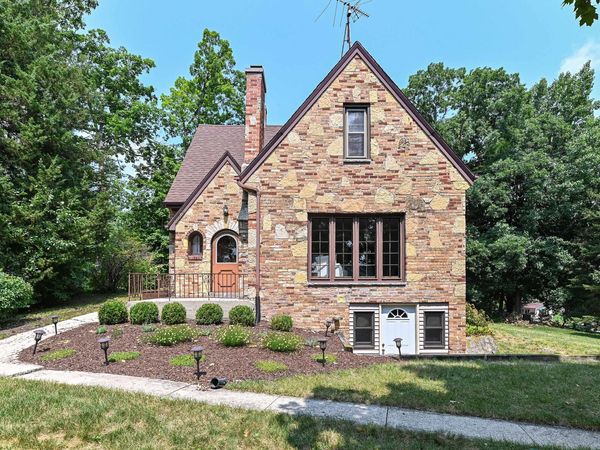 30406 Forest Dr, Burlington, WI 53105