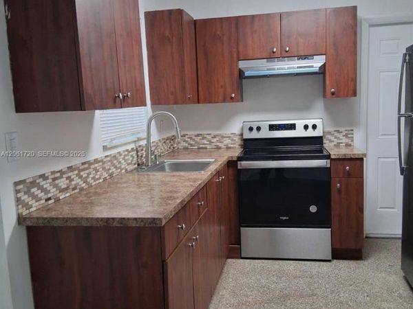 3730 NW 4th Ct , Lauderhill, FL 33311