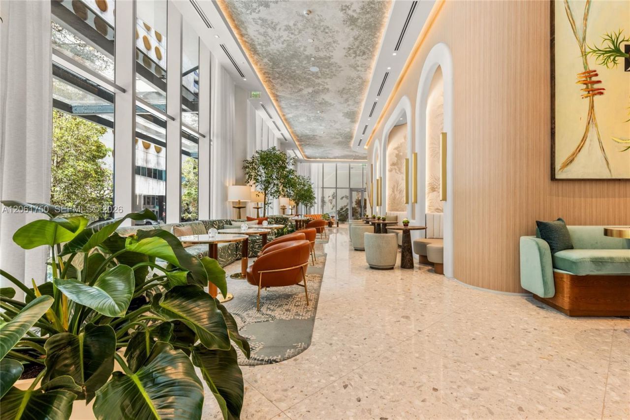 77 SE 5th Street , Unit 2205, Miami, FL 33131 Photo