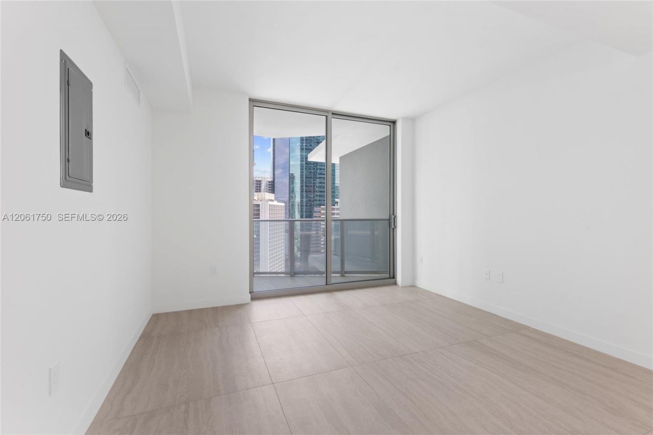 77 SE 5th Street , Unit 2205, Miami, FL 33131 Photo