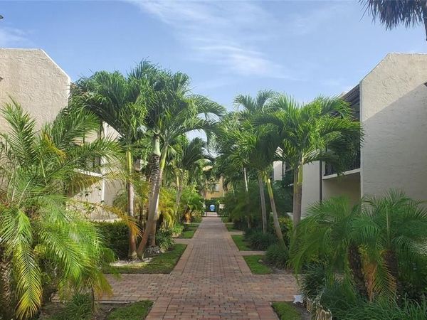 721 SE 1ST Way, Unit C13, Deerfield Beach, FL 33441