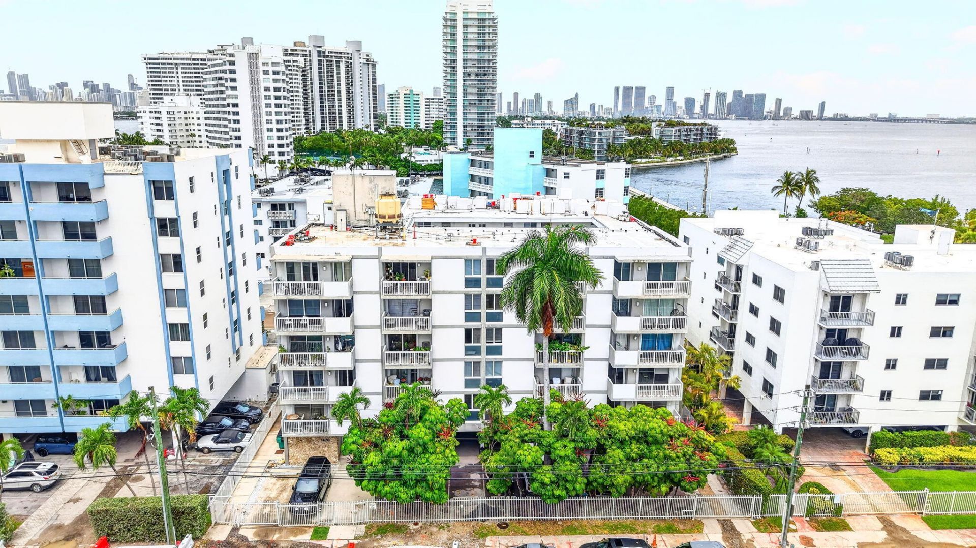1670 Bay Road, Unit 3F, Miami Beach, FL 33139 Photo