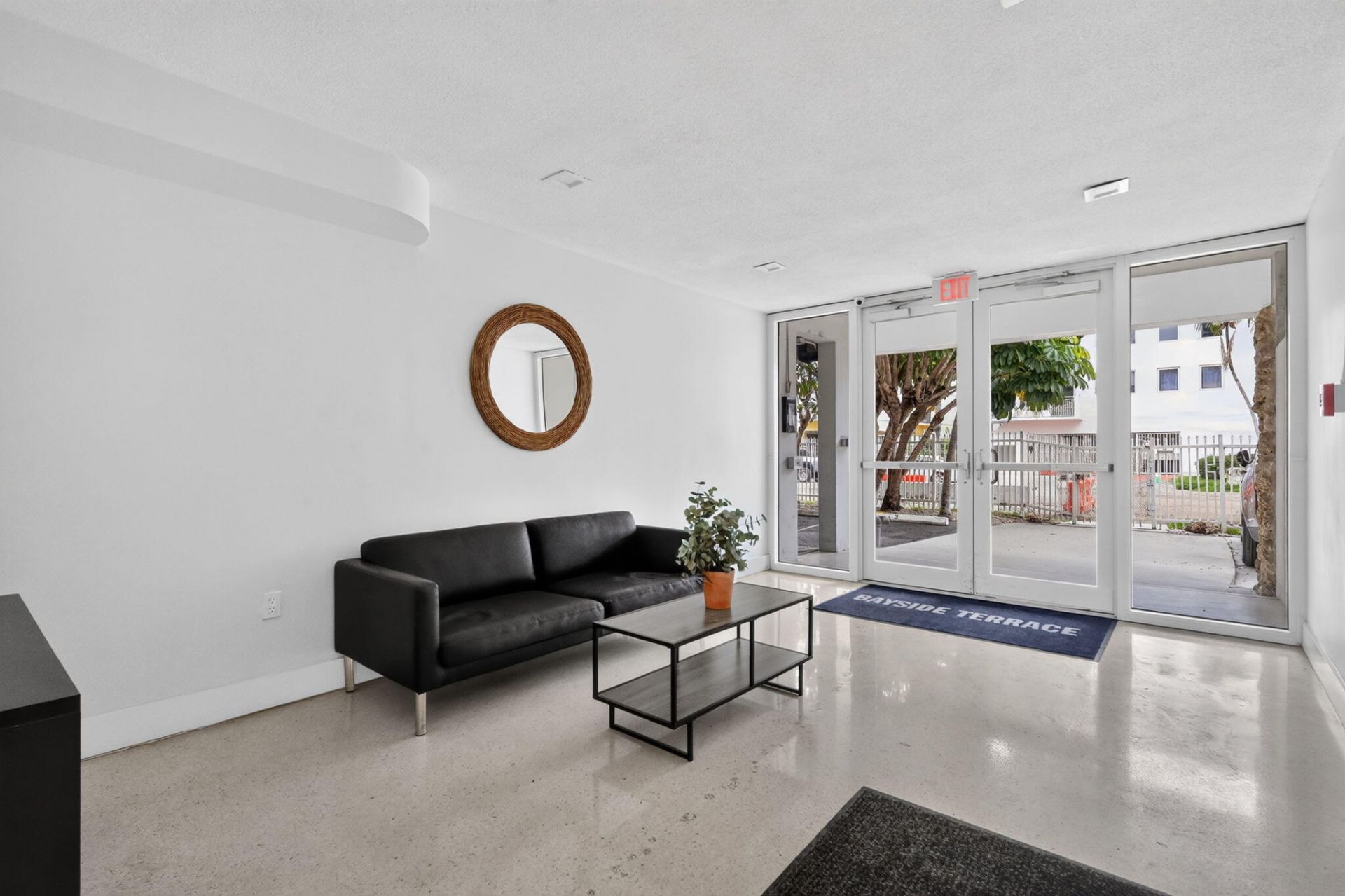 1670 Bay Road, Unit 3F, Miami Beach, FL 33139 Photo