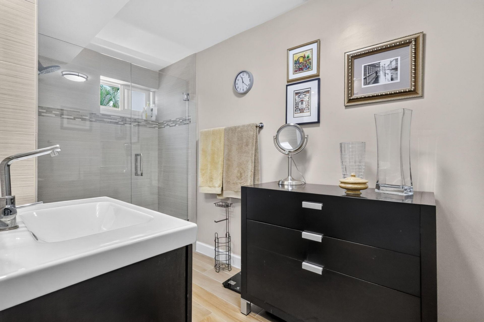 1670 Bay Road, Unit 3F, Miami Beach, FL 33139 Photo