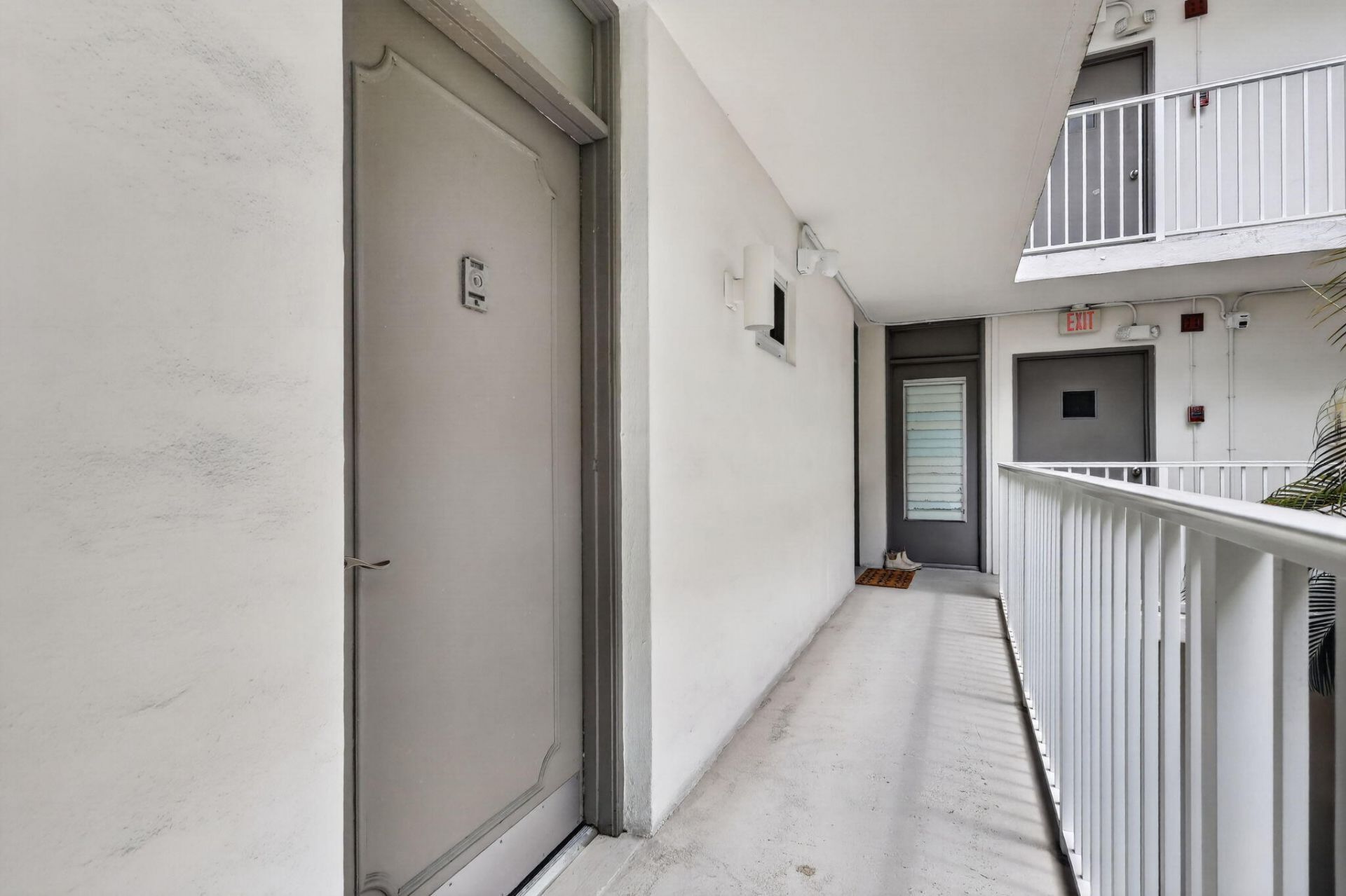 1670 Bay Road, Unit 3F, Miami Beach, FL 33139 Photo