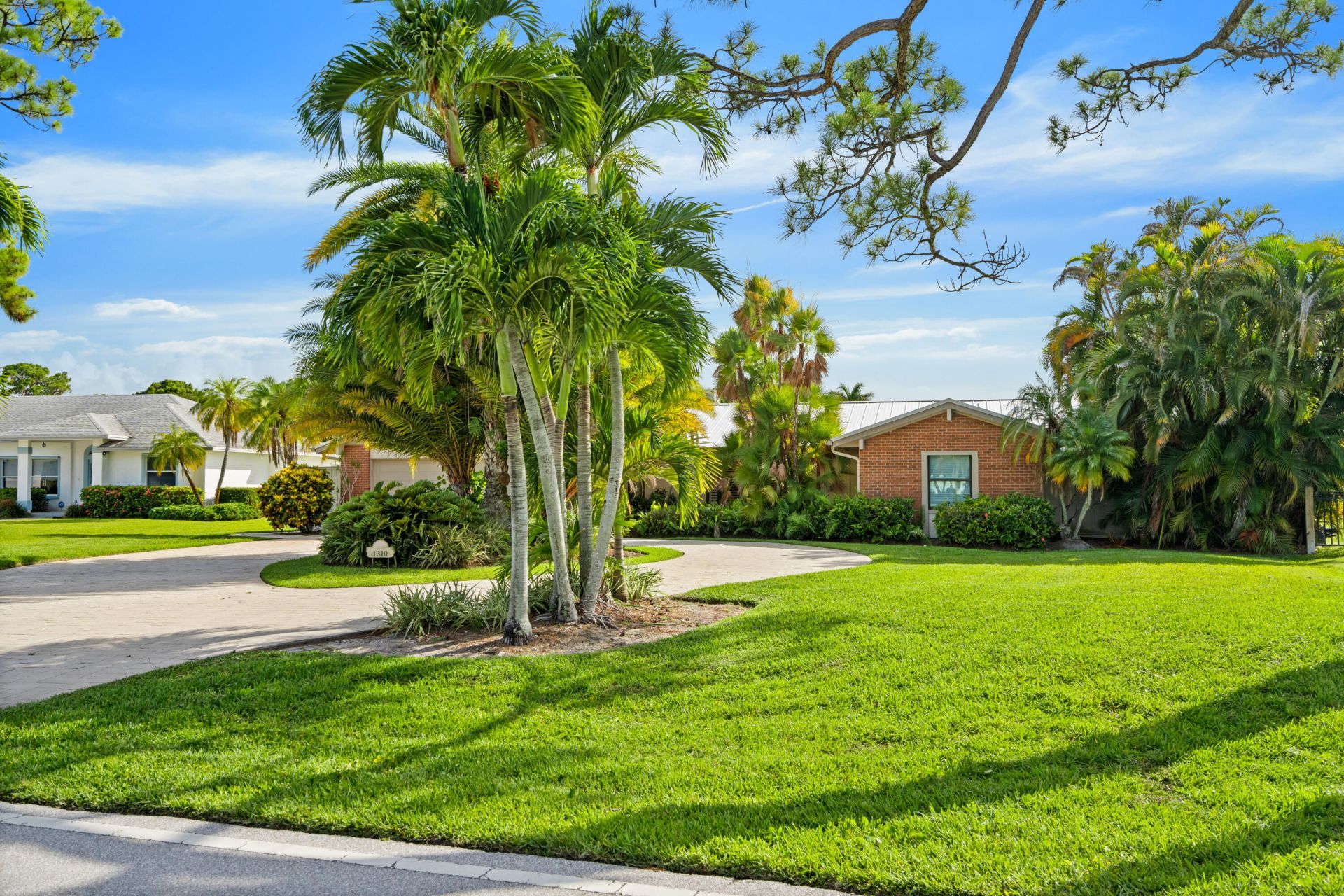 1310 NW Lakeside Trail, Stuart, FL 34994 Photo