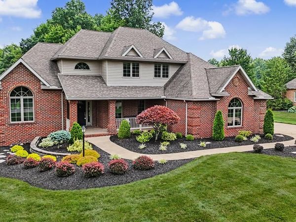 267 Camelot Lane, Ontario, OH 44903