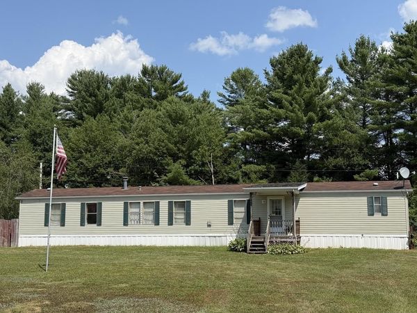 77 Estates Drive, Cambridge, VT 05444