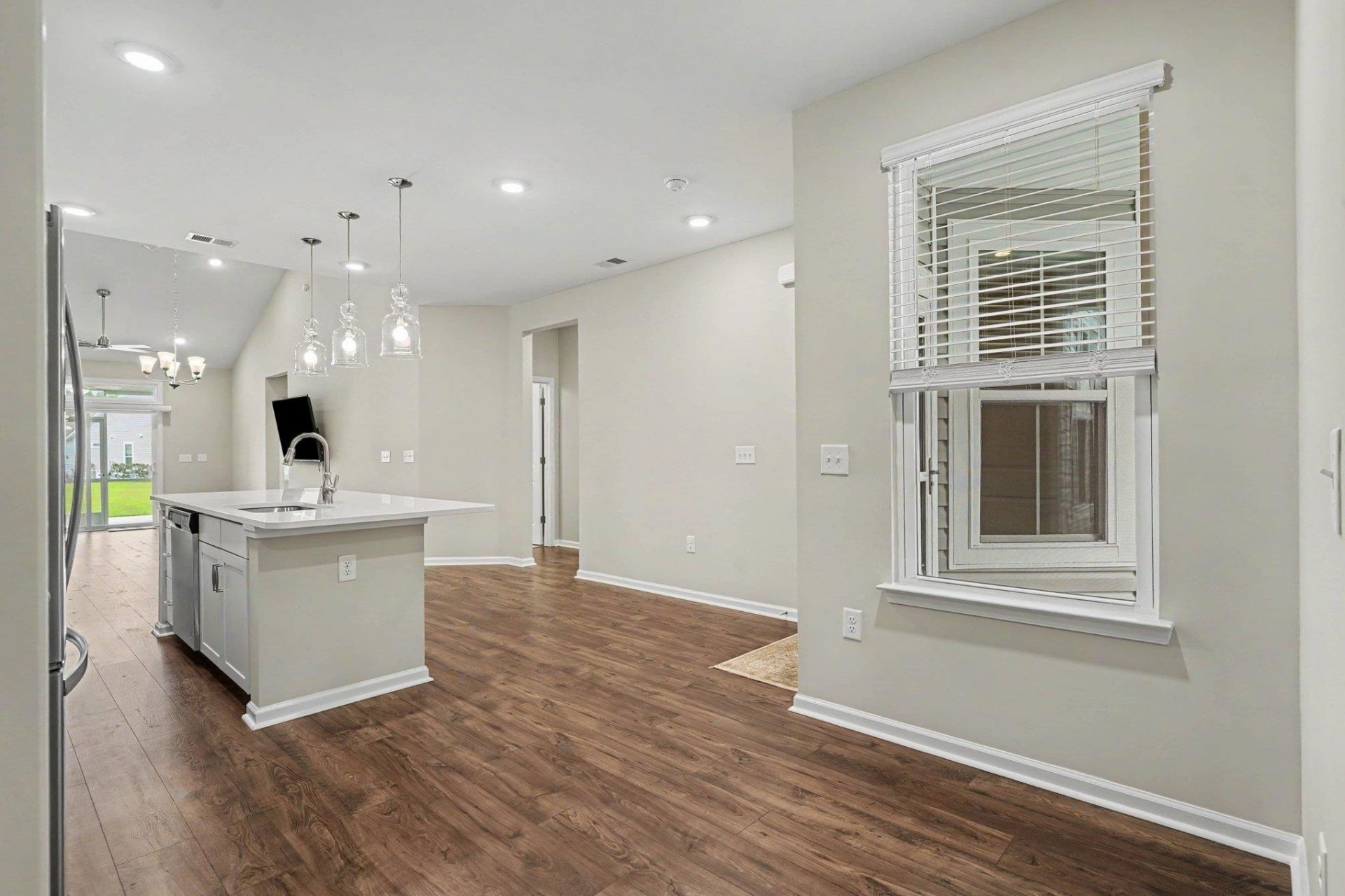 4032 Taranto Loop  Photo 10