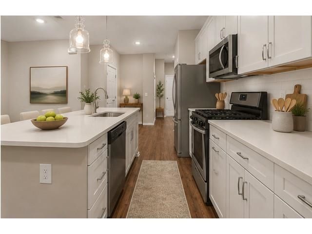 4032 Taranto Loop  Photo 13