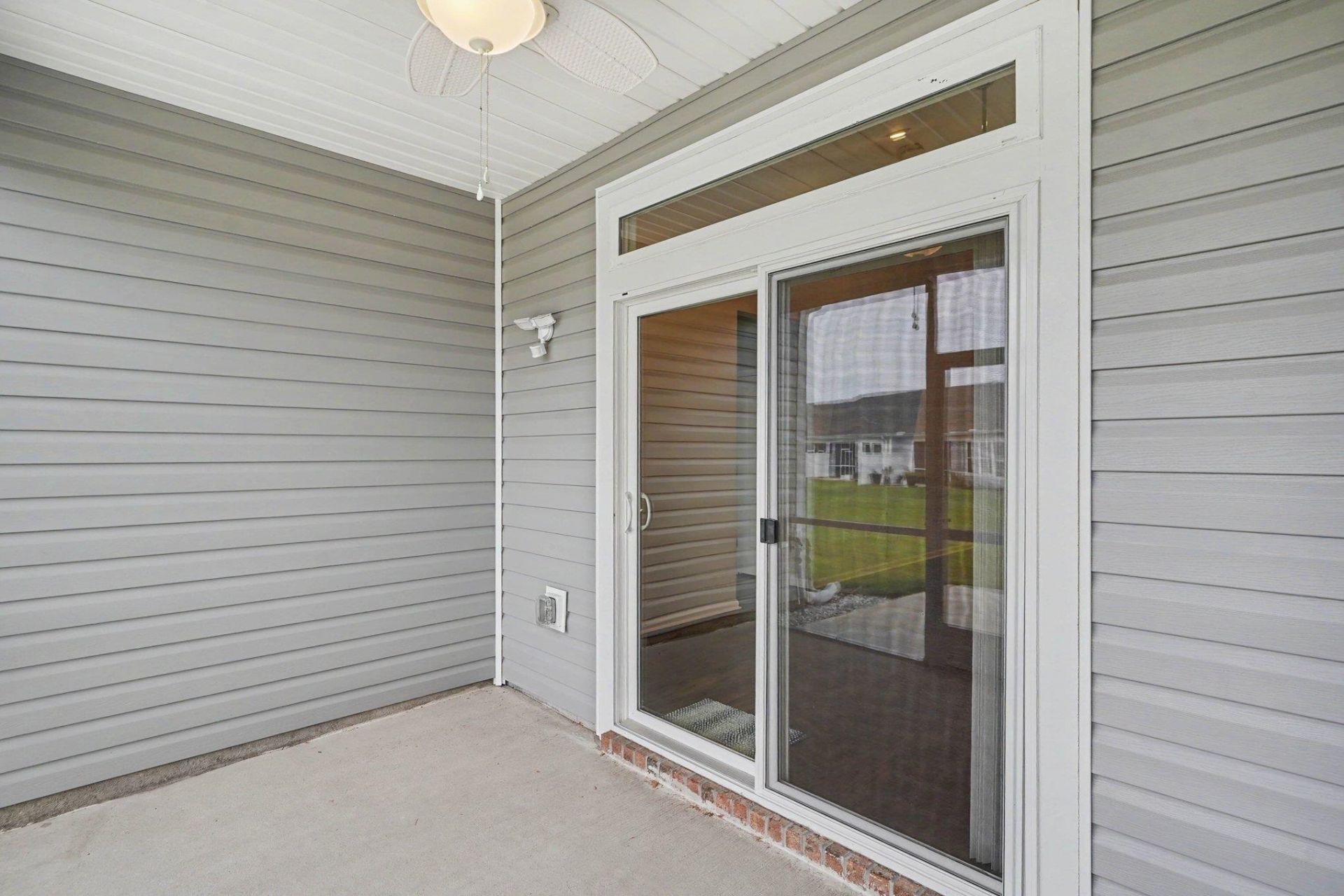 4032 Taranto Loop  Photo 32