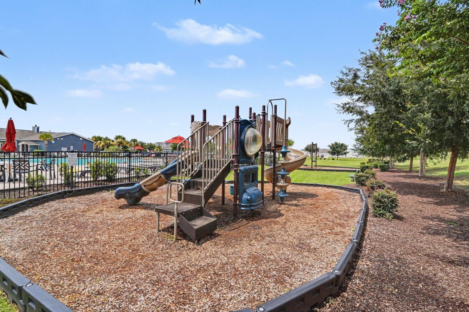 4032 Taranto Loop  Photo 40