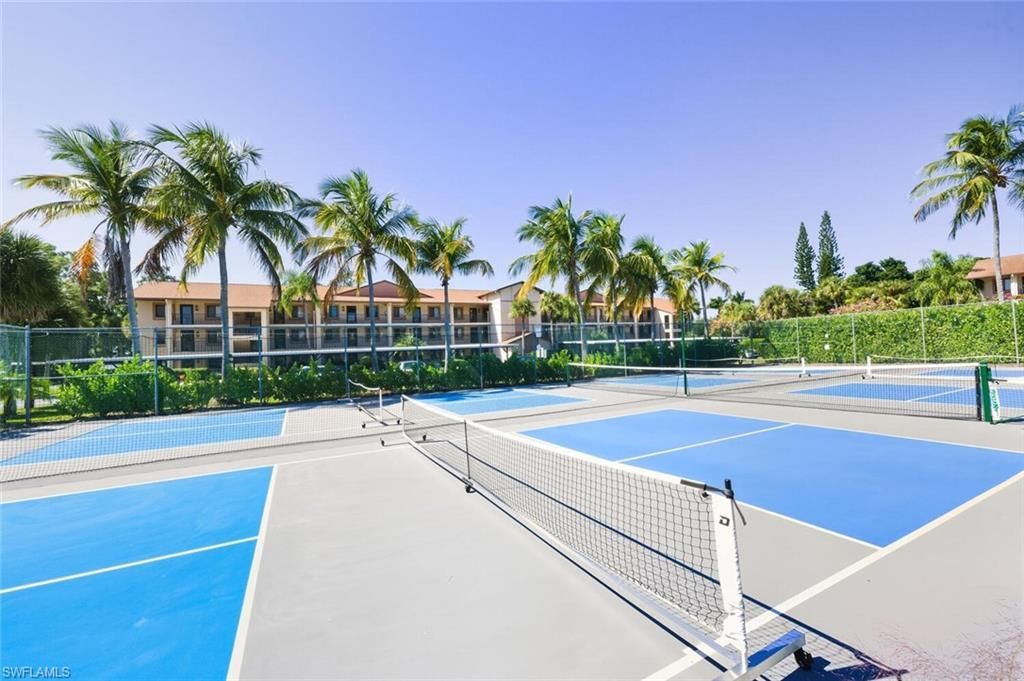 7340 Saint Ives Way, Unit 3203, Naples, FL 34104 Photo