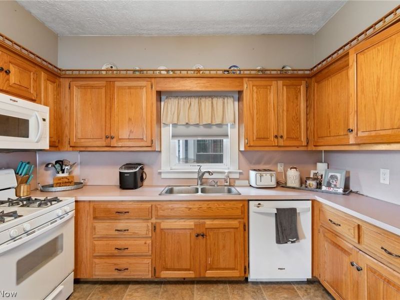 734 Tuscarawas Avenue NW, New Philadelphia, OH 44663 Photo 13