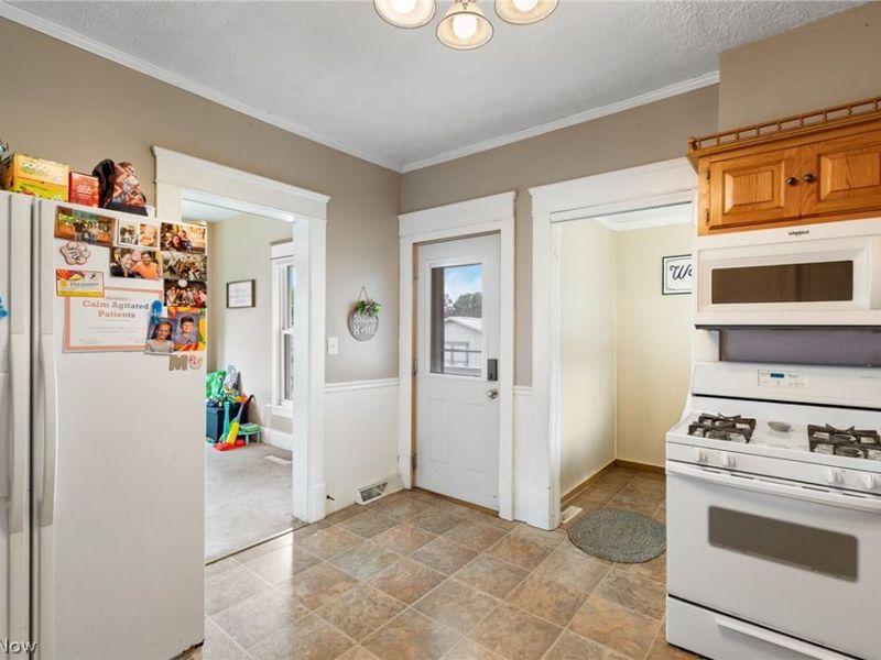 734 Tuscarawas Avenue NW, New Philadelphia, OH 44663 Photo 15
