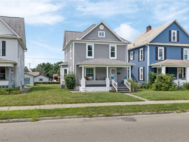 734 Tuscarawas Avenue NW, New Philadelphia, OH 44663 Photo 2