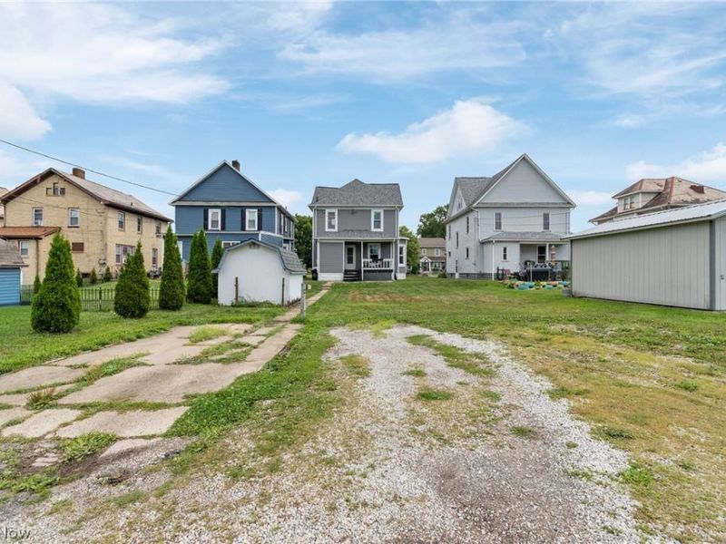 734 Tuscarawas Avenue NW, New Philadelphia, OH 44663 Photo 32
