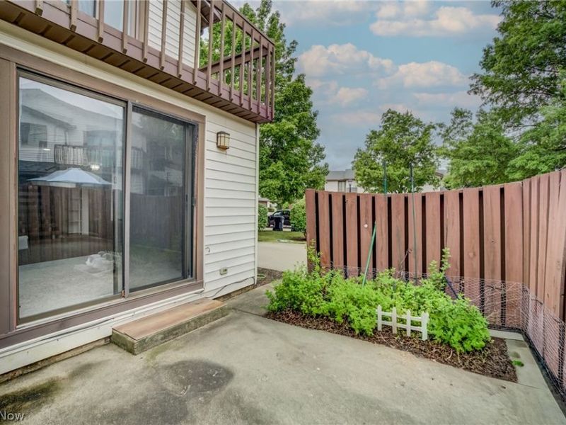 32754 Washington Court, Solon, OH 44139 Photo 5