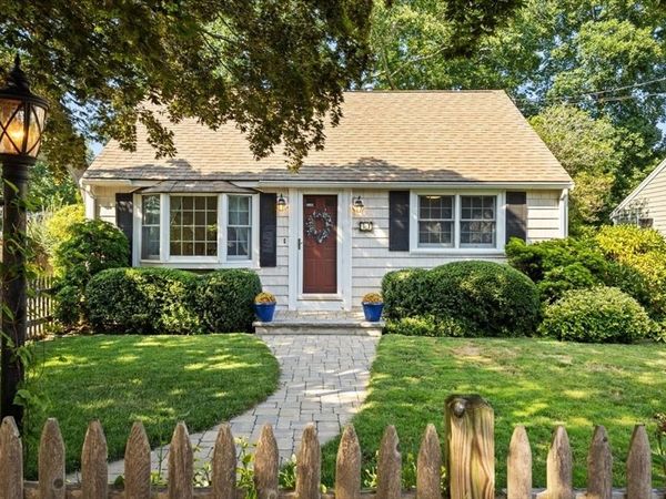 51 Temple Rd, Marshfield, MA 02050