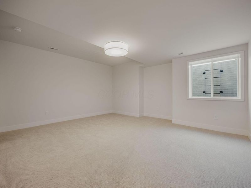 5535 Hickory Drive, Lewis Center, OH 43035 Photo 96
