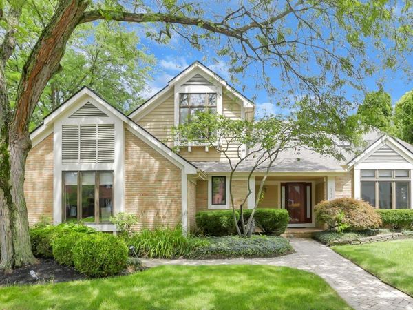 2252 Sedgwick Drive, Columbus, OH 43220