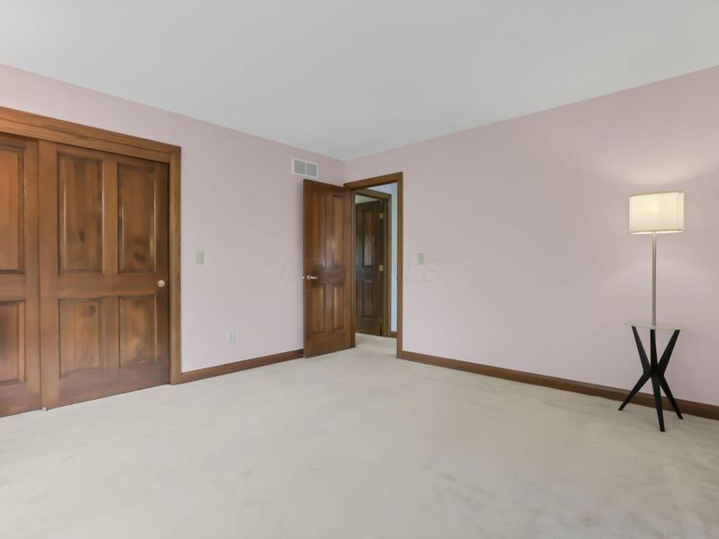 2252 Sedgwick Drive, Columbus, OH 43220 Photo 26