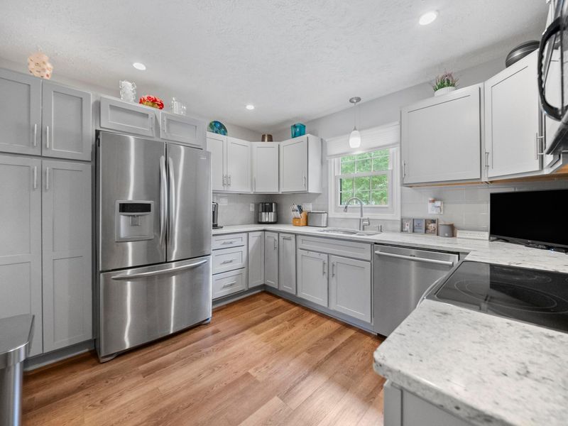283 Constitution Drive, Chillicothe, OH 45601 Photo 3