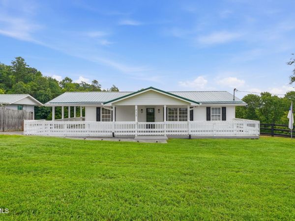 312 Bays Mountain Trail, Kingsport, TN 37660