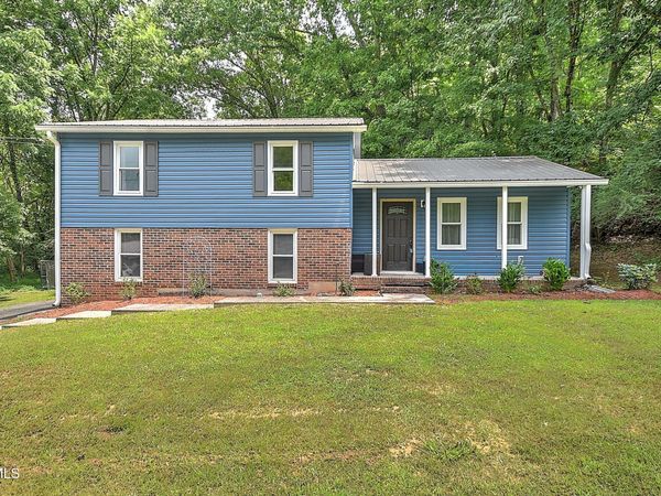 1312 Adobe Drive, Johnson City, TN 37601