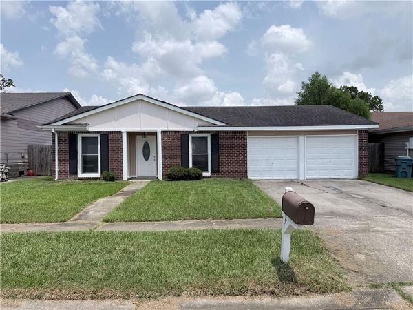3832 DULANEY Drive , Harvey, LA 70058
